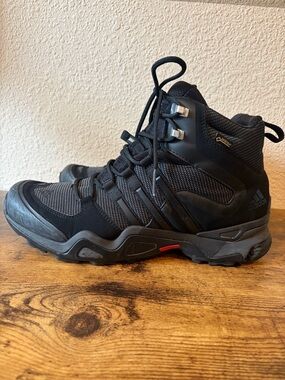 Adidas Men’s 10 Terrex Fast X High Gore-Tex Black Hiking Boots AdiPrene Traxion